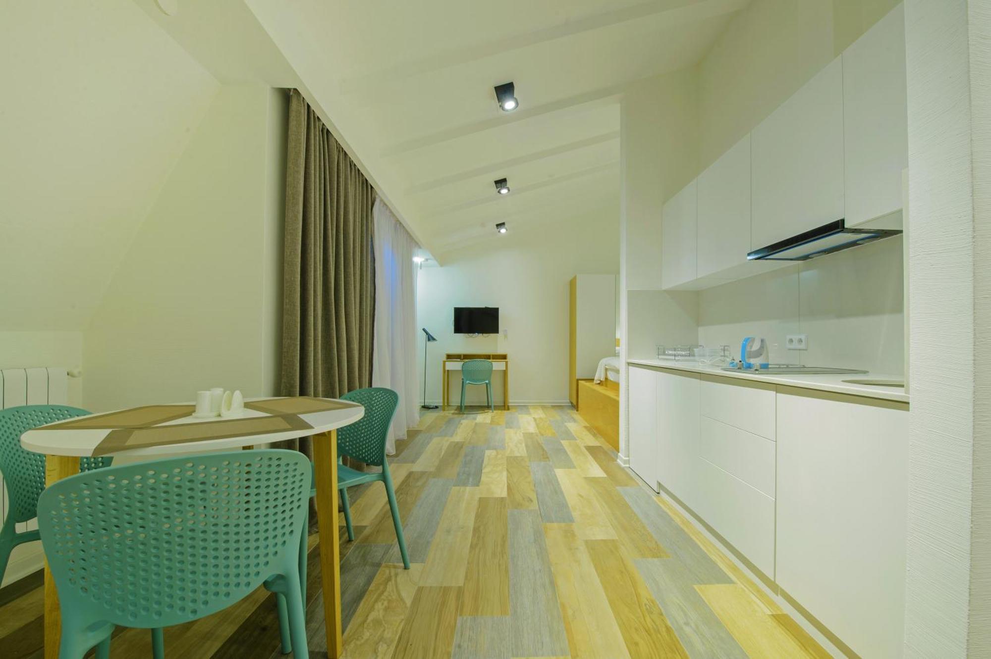 Mariinsky Boutique Hotel Batumi Exteriör bild